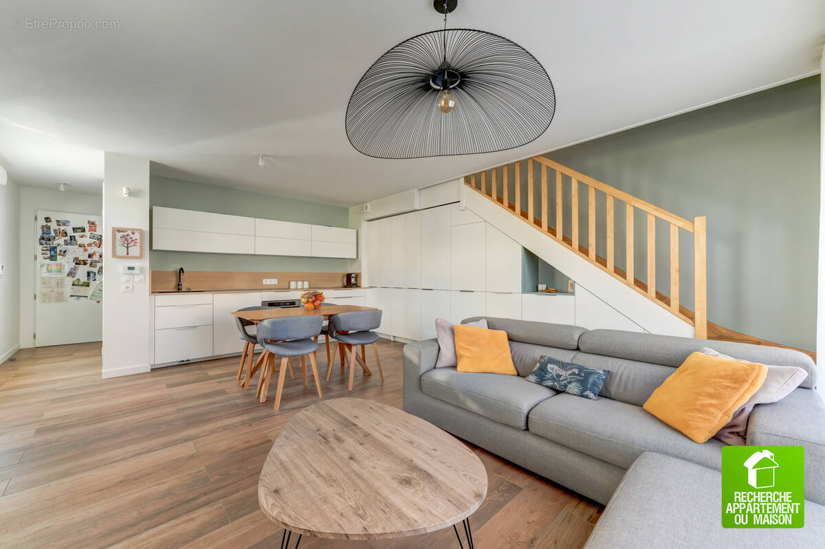 Appartement à BRON