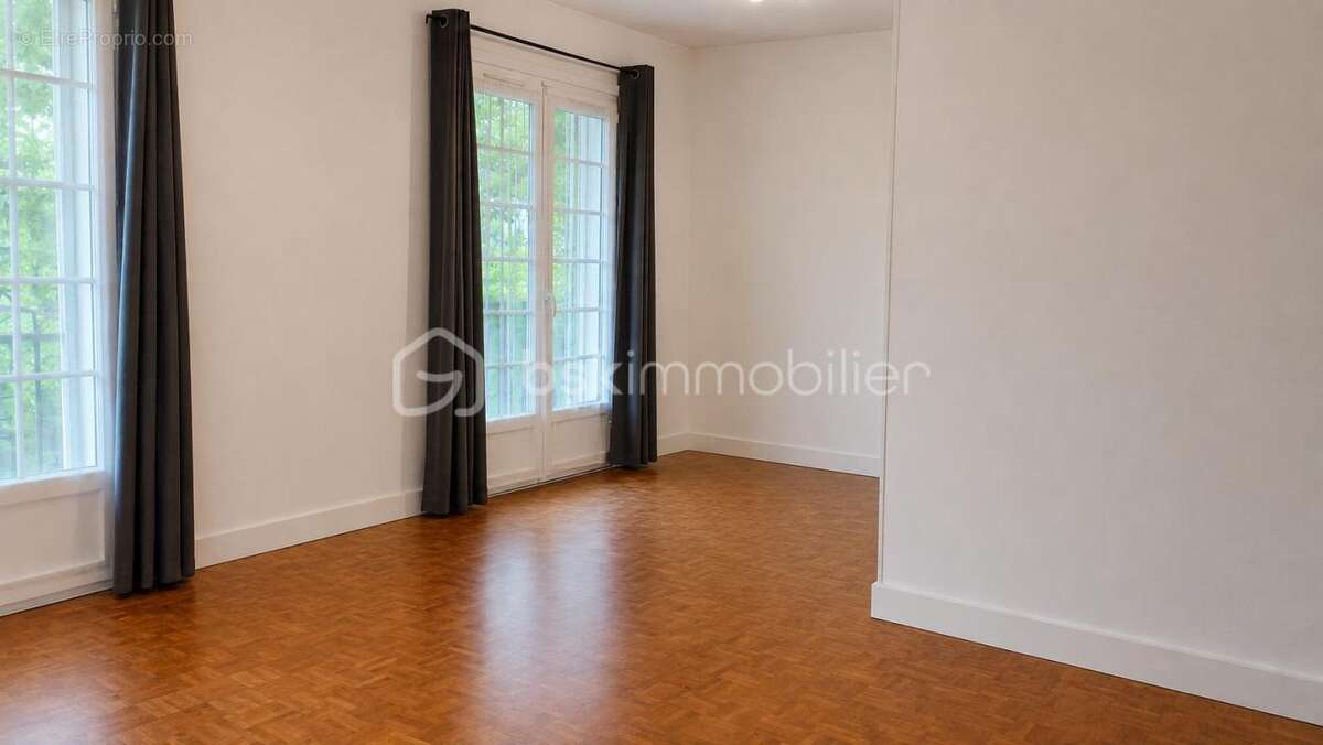 Maison à CHAMBRAY-LES-TOURS