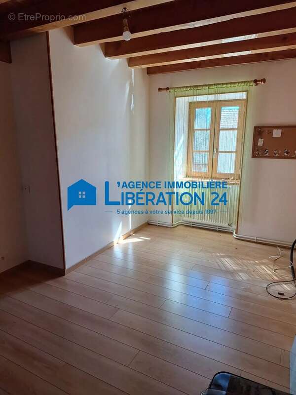 Maison à THELIS-LA-COMBE