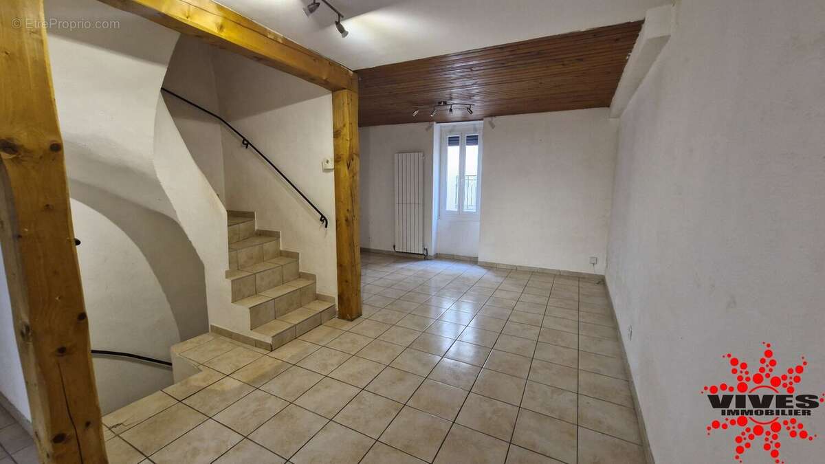 Maison de village avec garage et cave - photo 4