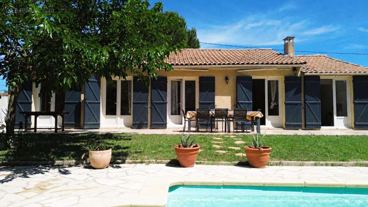 Bedarrides: un air de vacances pour cette villa confortable - photo 3