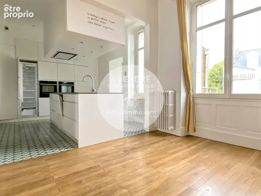 BIEN RARE – Demeure de caractère face à la mer – 240 m² – Jardin – Garage - photo 4