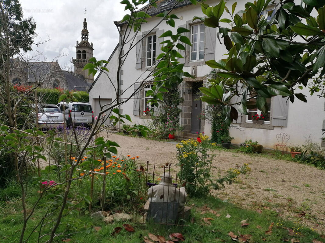 Maison à LANDIVISIAU