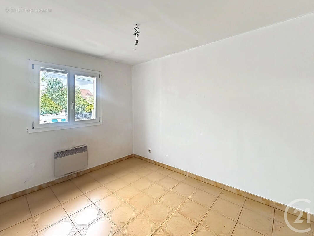 Maison à GARGES-LES-GONESSE