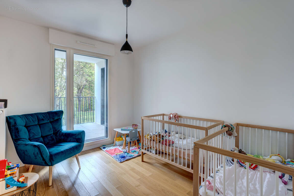 Appartement à LE PLESSIS-ROBINSON