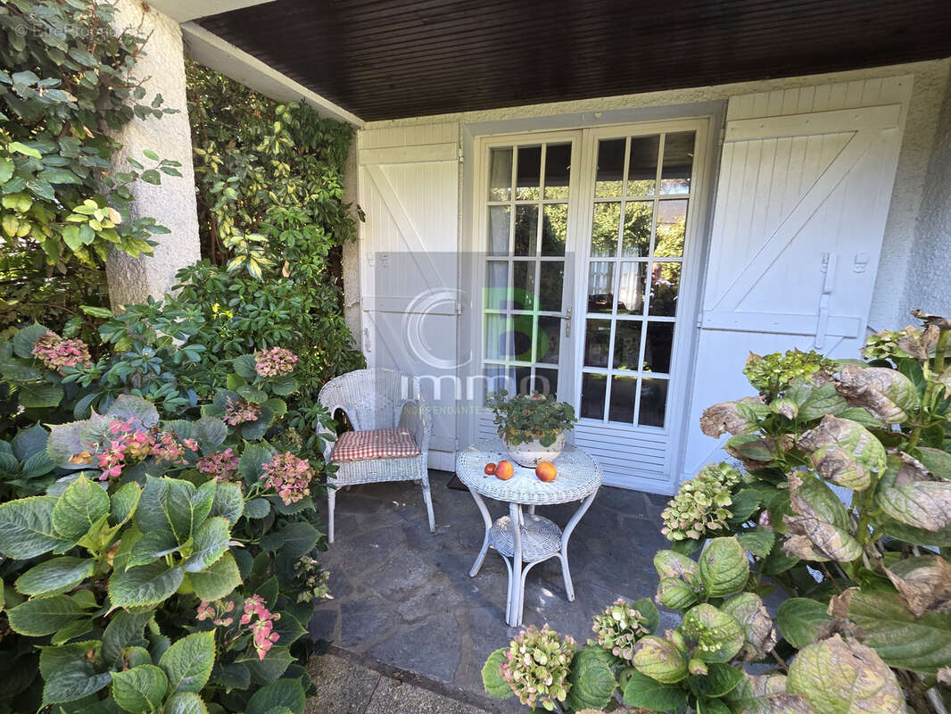 Maison à CHAMPIGNY-SUR-MARNE