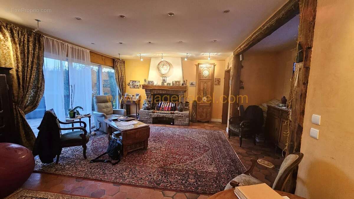 Maison à MAREIL-MARLY