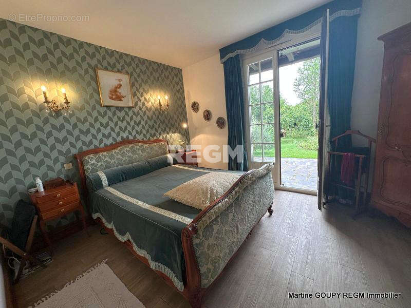 Maison à FEROLLES