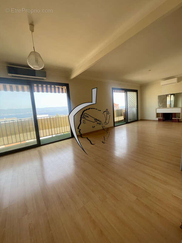 Vente appartement F3/4 : Quartier triangle d'or d' Ajaccio - photo 6