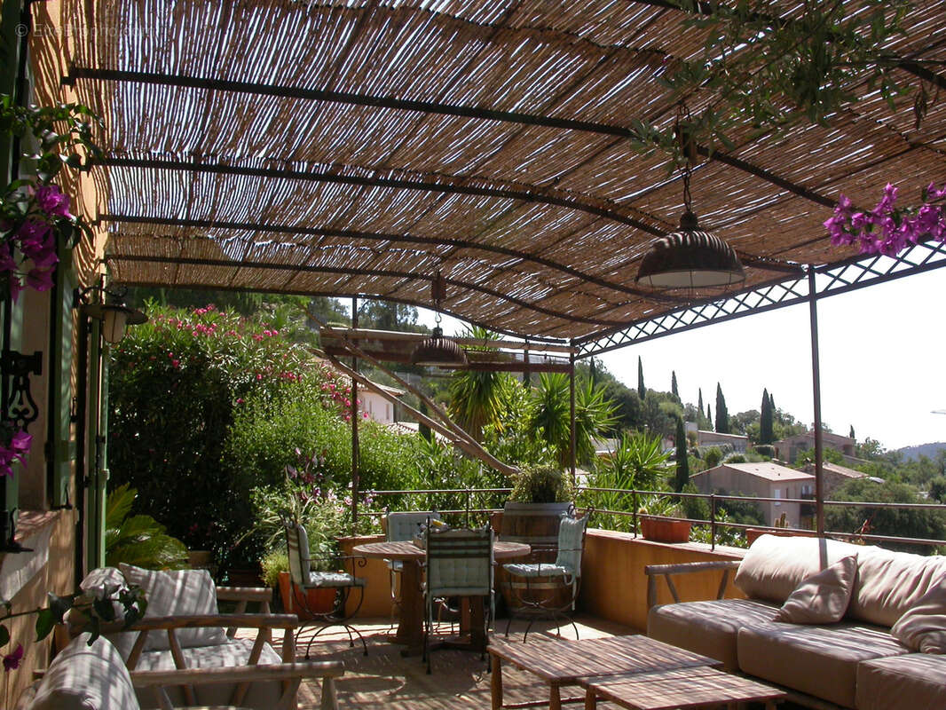 Maison à PLAN-DE-LA-TOUR