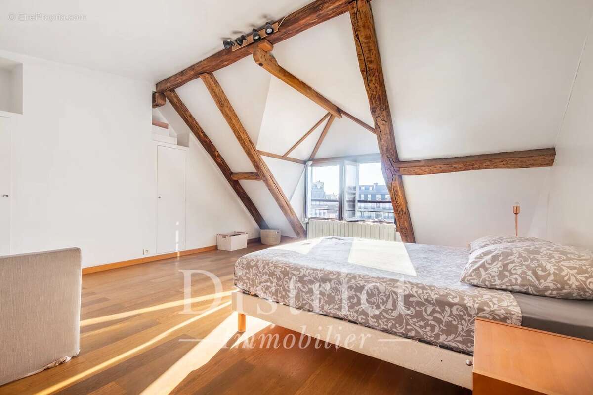 Appartement à PARIS-5E