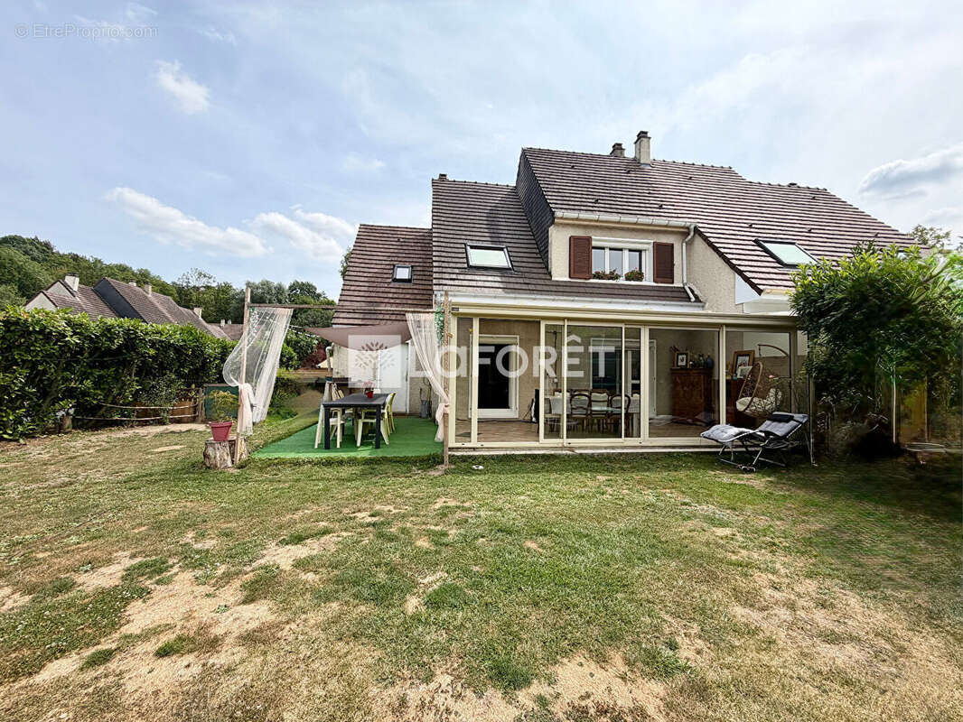 Maison proche Balagny-sur-Thérain 5 pièce(s) 102 m2 - photo 10
