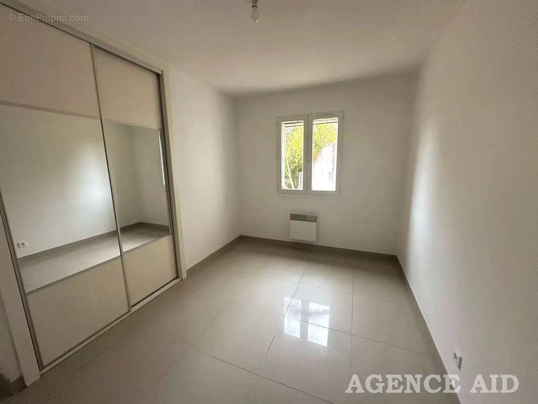 Maison à CUGES-LES-PINS