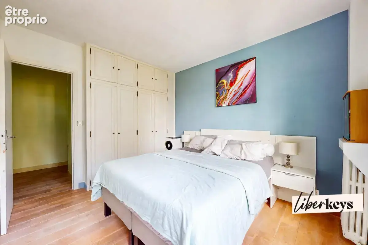 Saint-cloud – 3 pièces de 84 m² – calme, sans vis-à-vis – deux balcons – cave - photo 13