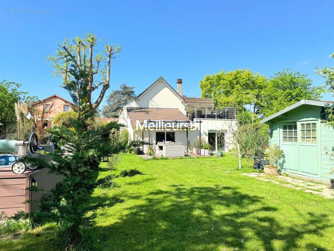 Maison à AUVERS-SUR-OISE