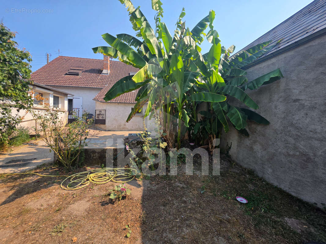 Une maison aux multiples possibilités - photo 3