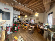 Commerce à SAINT-CYPRIEN