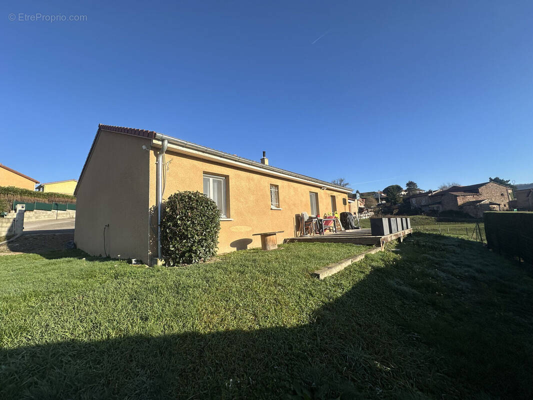 Photo 1 - Maison à AMPLEPUIS