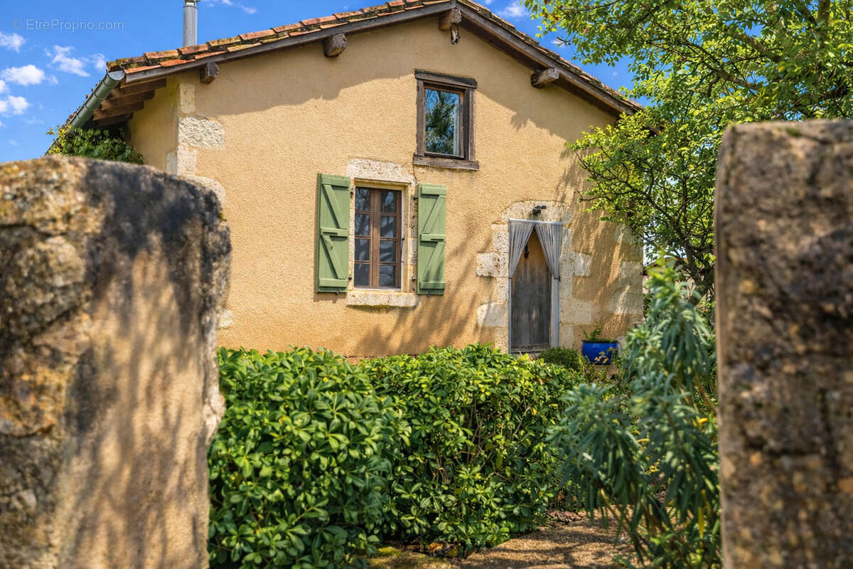 Maison de village avec annexe - photo 4