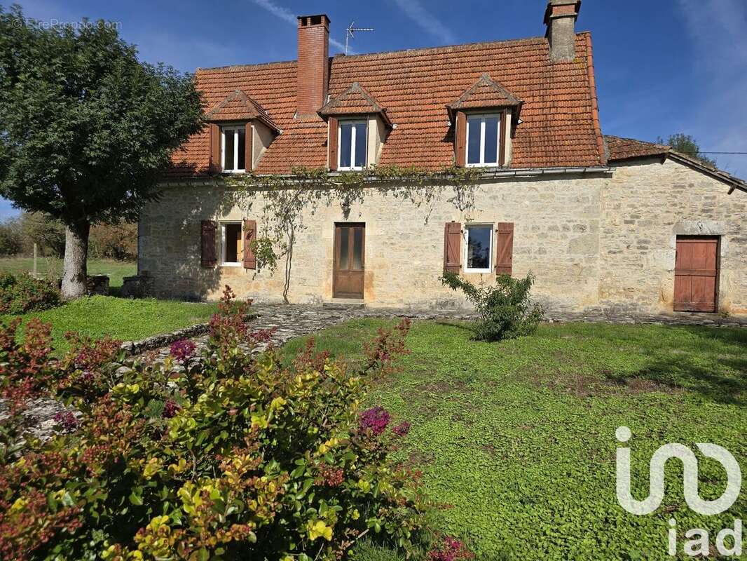Maison 100 m² à Caniac-Du-Causse  - photo 2