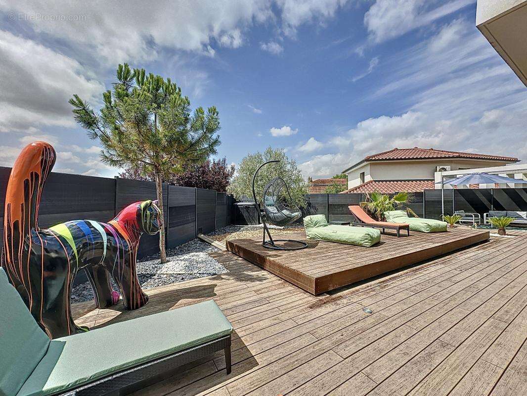 Maison à SAINT-SYMPHORIEN-D&#039;OZON