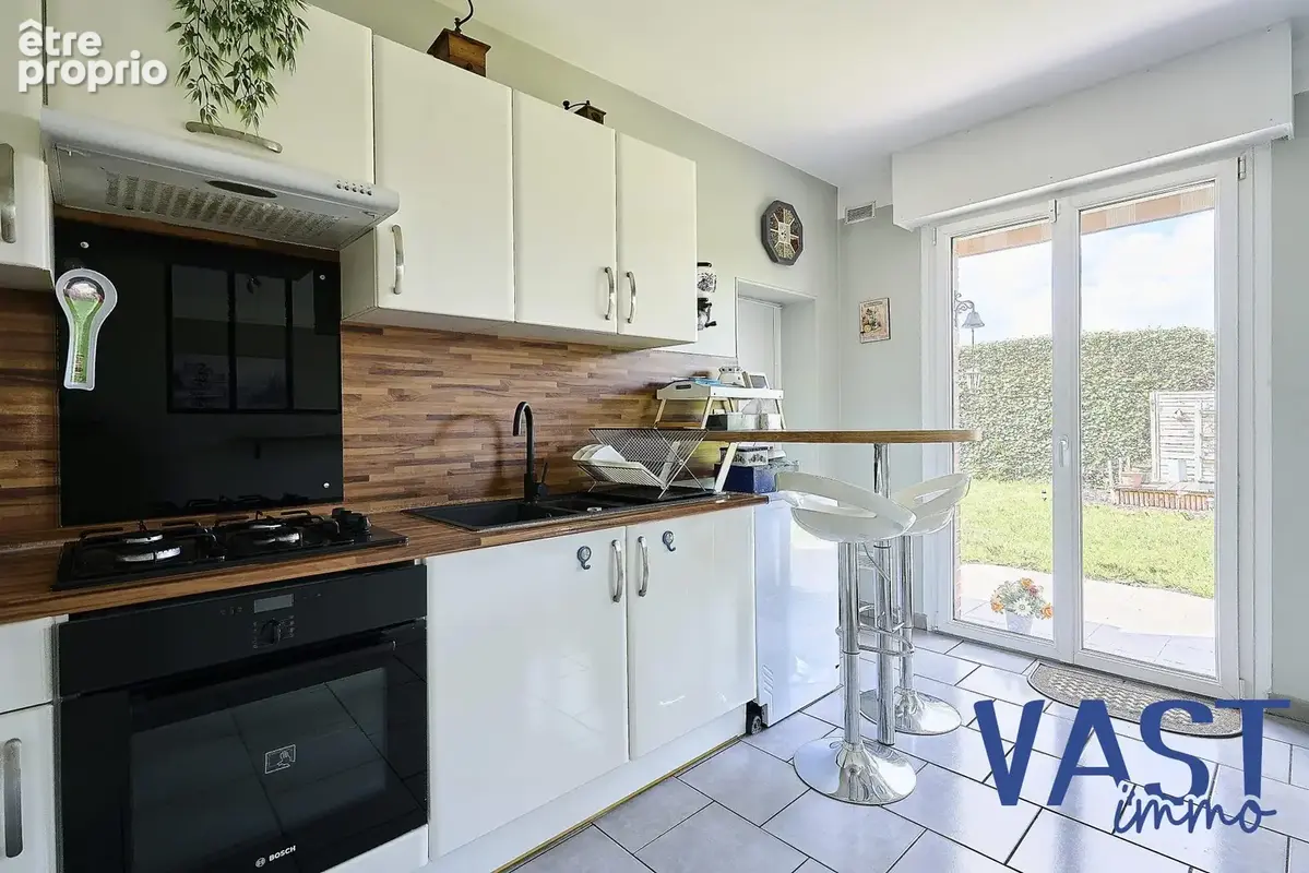 Maison 106 m² à Wattrelos  - photo 8