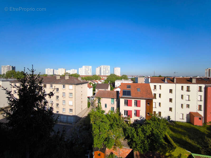 Appartement à NANTERRE