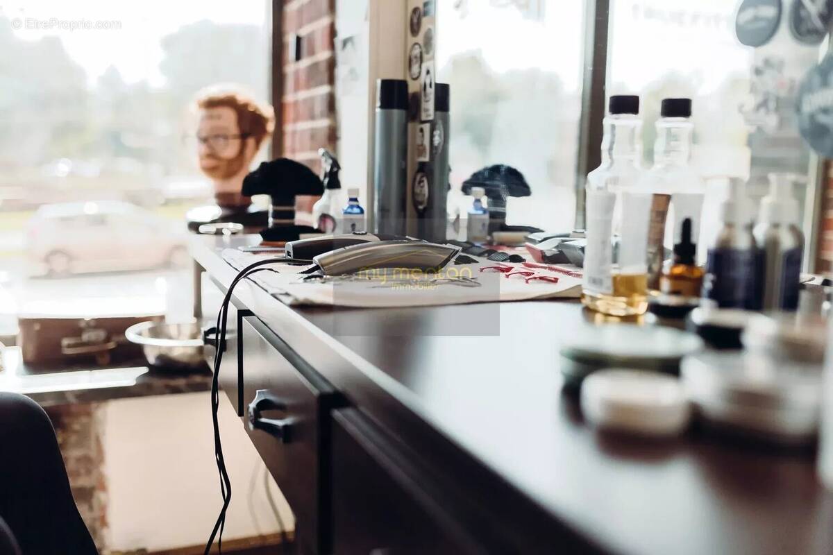 Commerce à ROQUEBRUNE-CAP-MARTIN