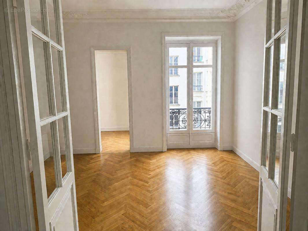 Appartement à PARIS-17E