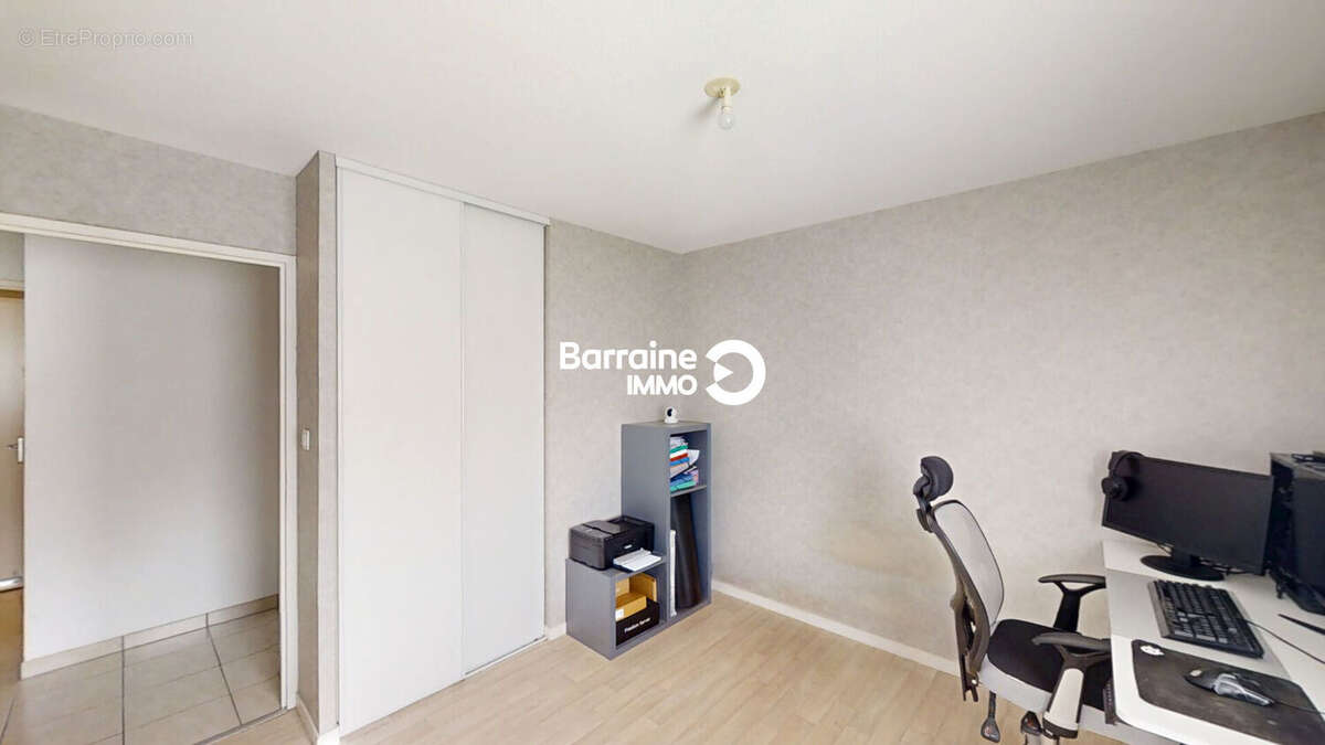 A vendre  crozon  appartement t3  2 chambres  jardn  parfait etat - photo 12