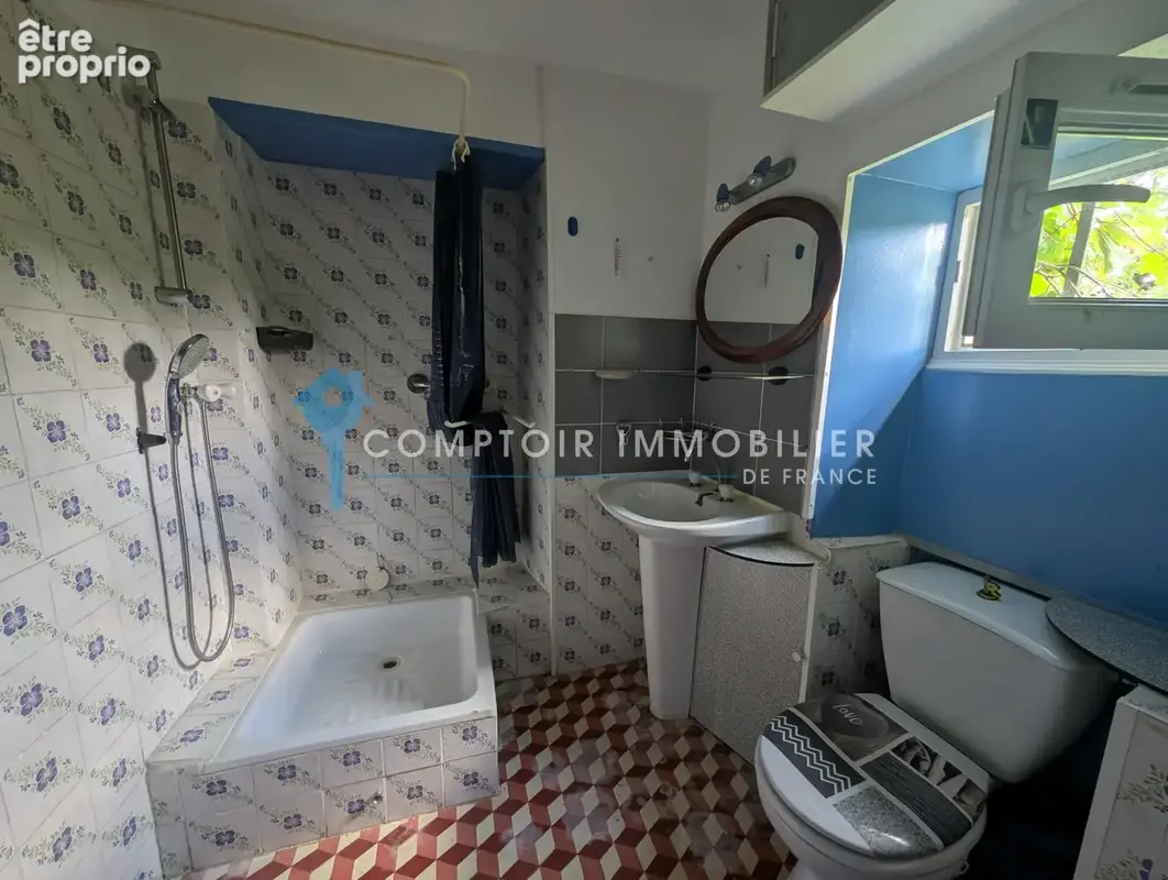 Dépt. 07 - A VENDRE Secteur AUBENAS - MAISON de 147 m2 -Parcelle de 320 m2 - photo 11