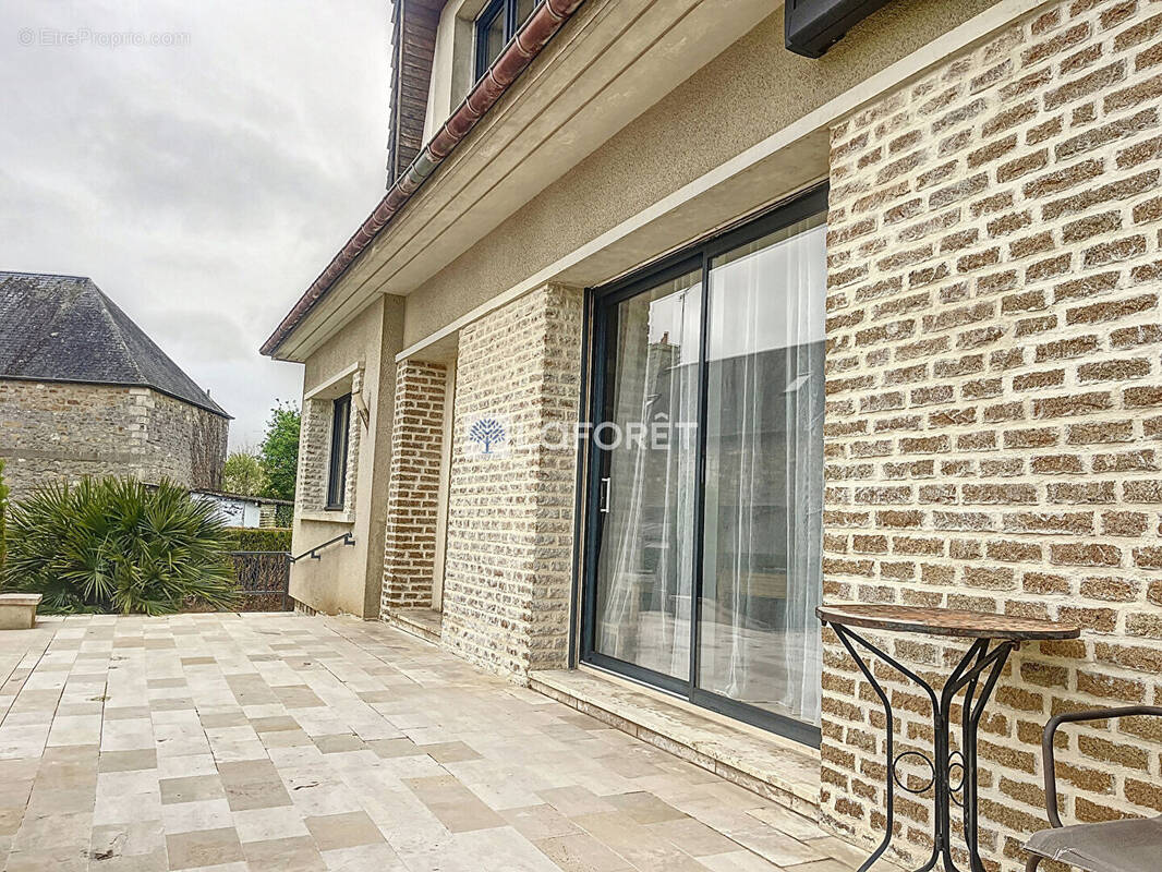 Maison à EVRECY