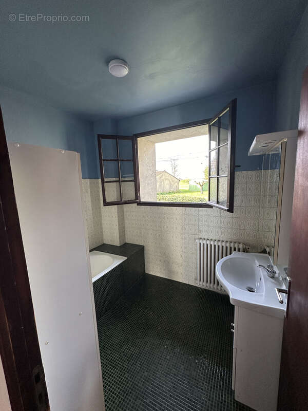 Jolie maison en pierre avec grand terrain - photo 10