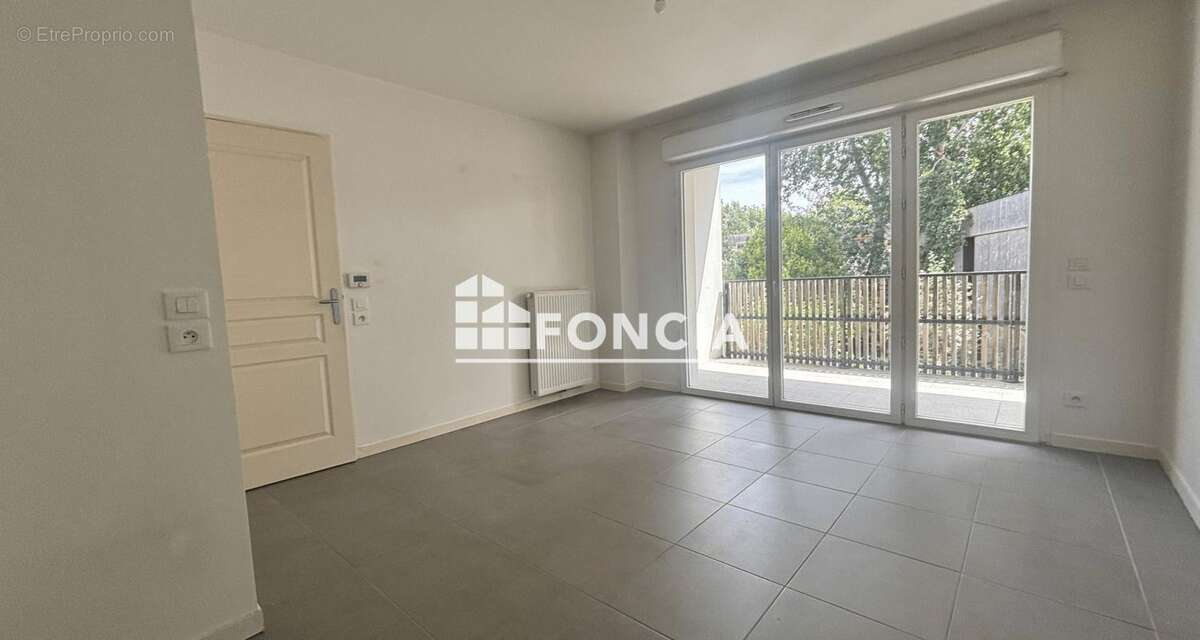 T2 loggia parking - LES EYQUEMS - photo 3