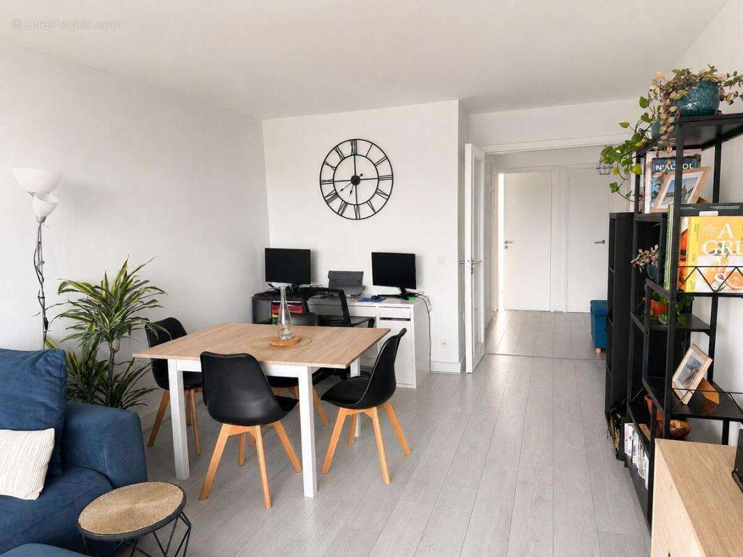 Appartement à ASNIERES-SUR-SEINE