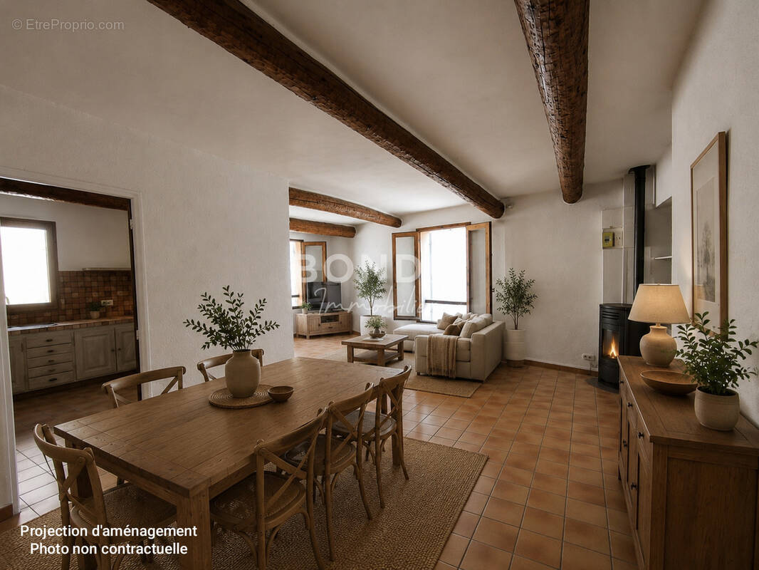 Maison à LA TOUR-D'AIGUES