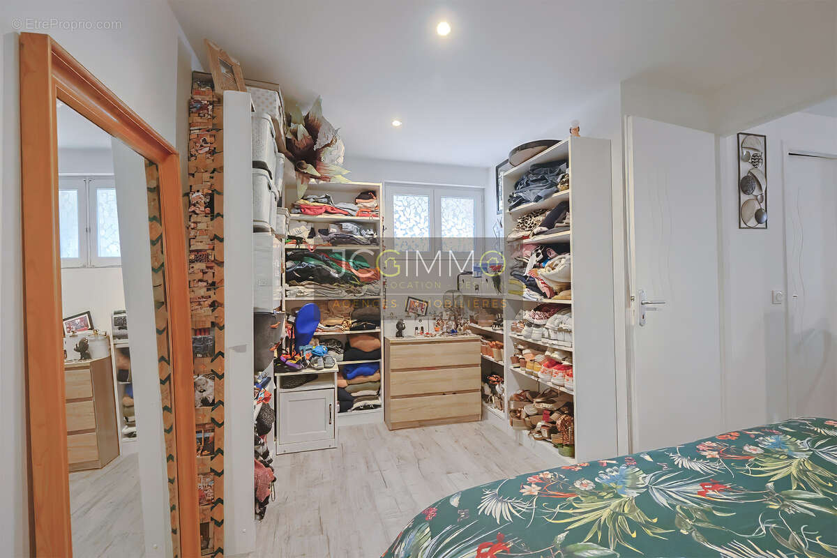Appartement en rez-de-chaussée 52m2  (T2 + Cave) - photo 6