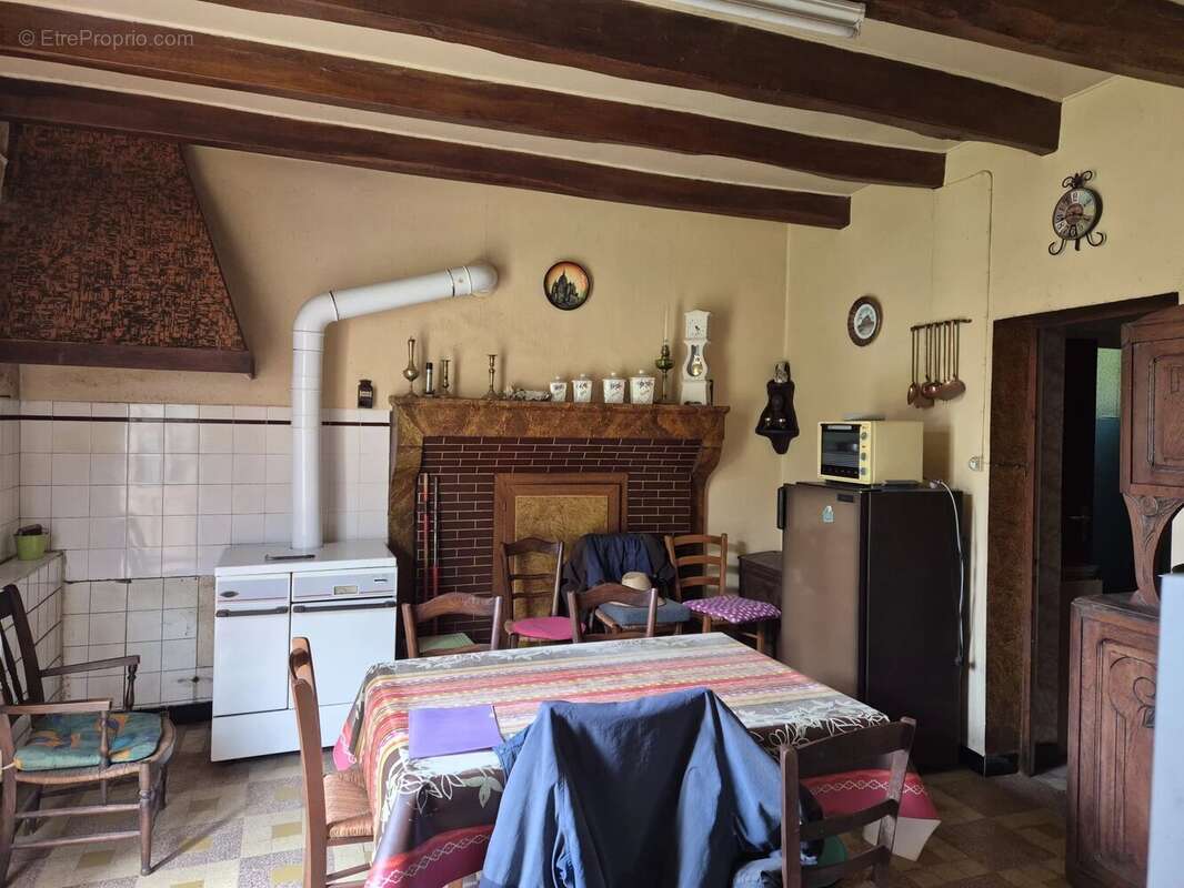 Maison à CEAUX-EN-COUHE