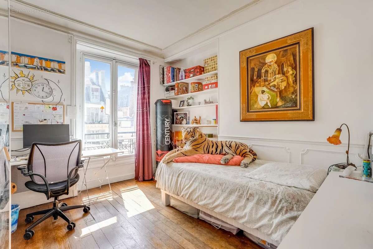 Appartement à PARIS-4E