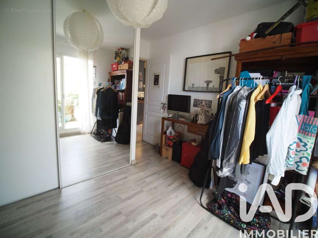 Photo 2 - Appartement à SAINT-DENIS