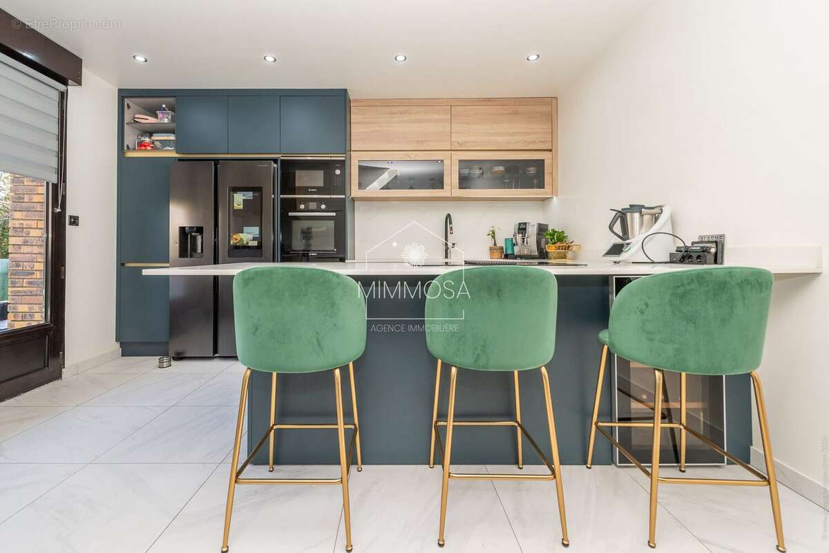 Maison à LES PAVILLONS-SOUS-BOIS