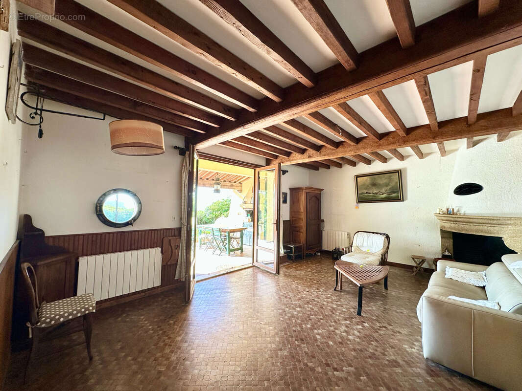 Maison à CARNOUX-EN-PROVENCE