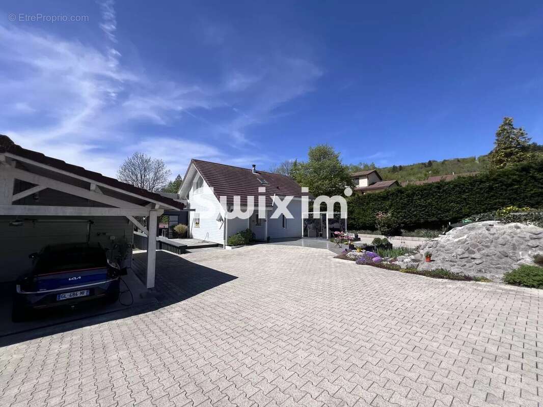 Maison à MOIRANS-EN-MONTAGNE