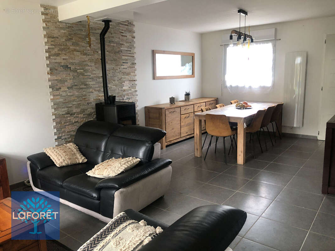 Maison à SAINT-M&#039;HERVE