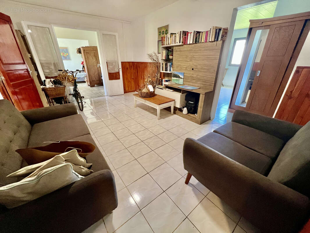 Maison à SAINT-PHILIPPE