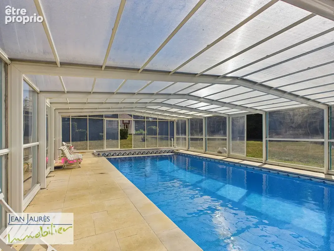 Propriété familiale des années 60 avec parc et piscine - photo 20