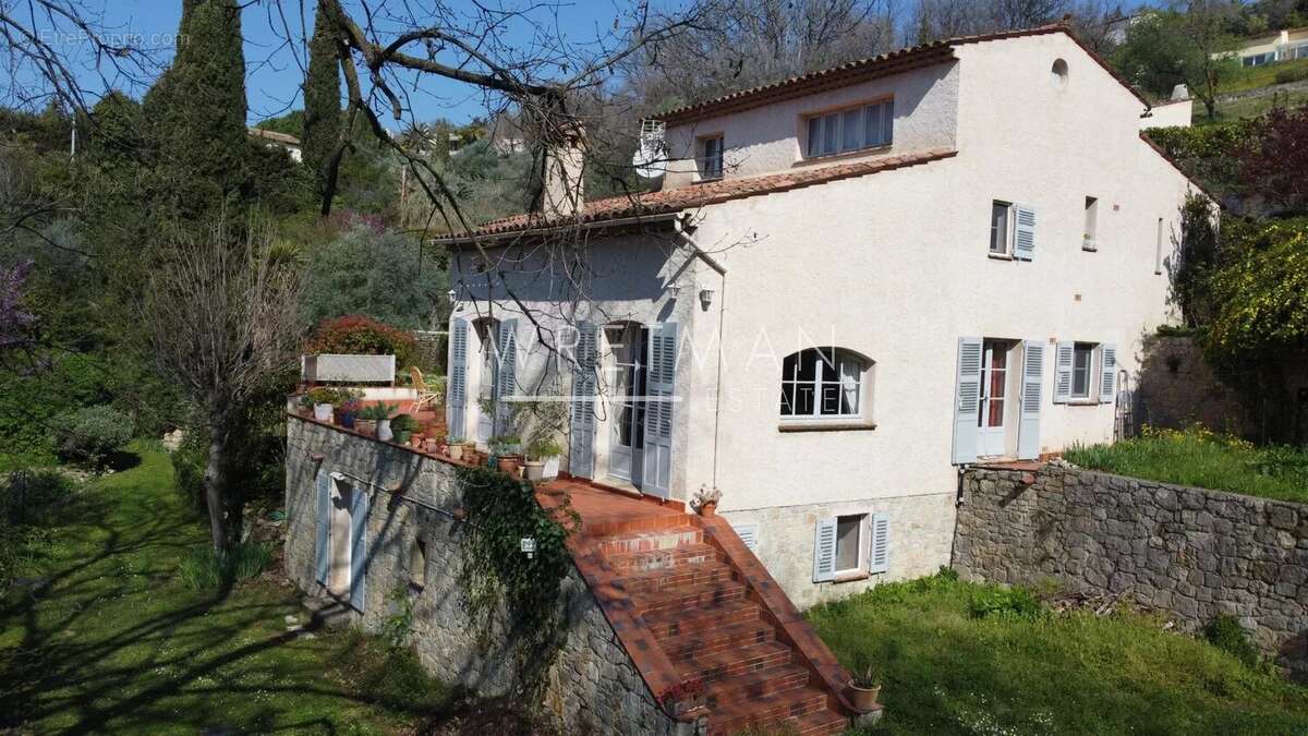 Maison à MONTAUROUX