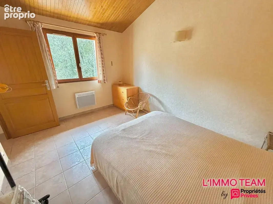 VERS, maison 5 pièces sur plus de 8000m² de terrain - photo 17