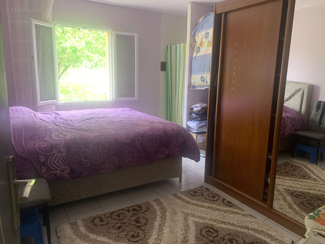 Maison à CHASSENEUIL-SUR-BONNIEURE