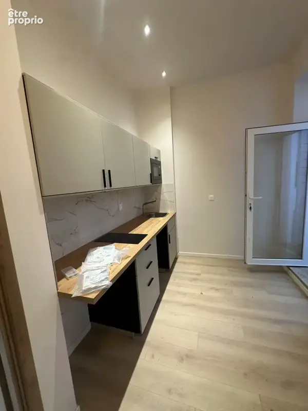 T1 + 13m2 d'extérieur   RDC   Bien rare, entièrement rénové - photo 9